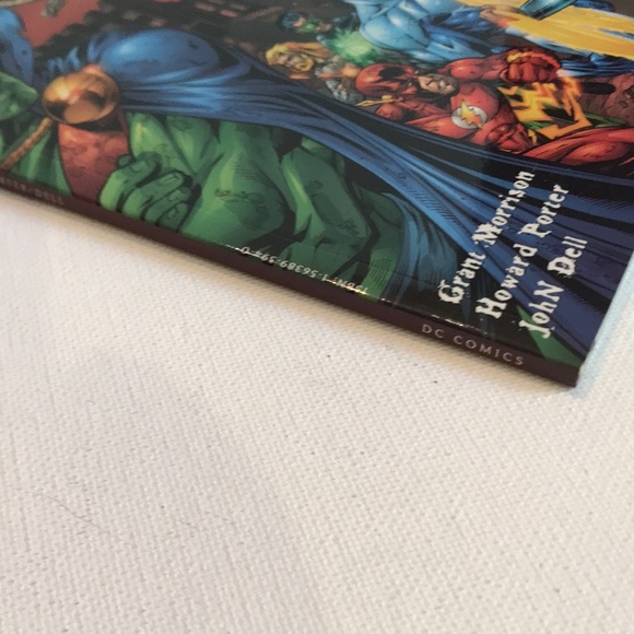 JLA American Dreams Graphic Novel - Picture 6 of 6